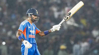 1766376496 hardik pandya.jpg