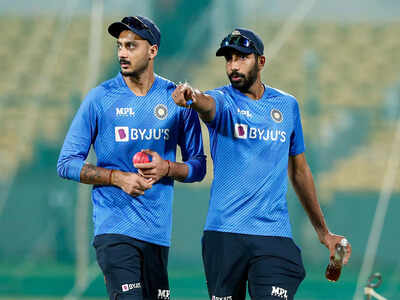 Axar patel and jasprit bumrah.jpg