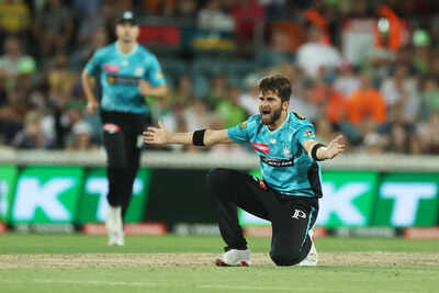 Bbl sydney thunder v brisbane heat.jpg