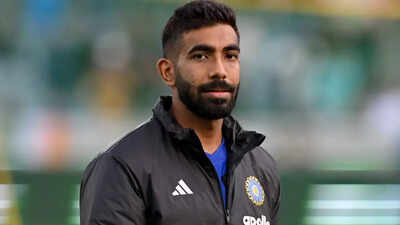 Bumrah 1712 afp.jpg