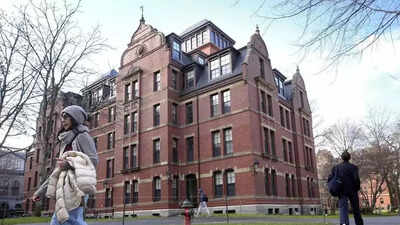 Harvard plans introduction of limited a grades.jpg