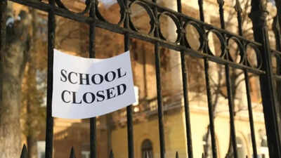 Kerala school closed.jpg