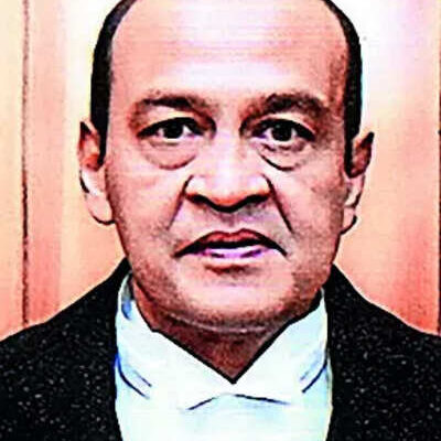 Panel gives justice varma 6 weeks to respond to charges.jpg