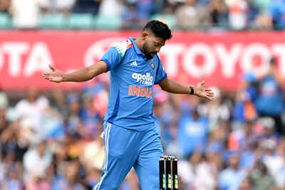 1767610568 australia v india odi series game 3.jpg