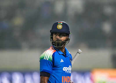 1768275982 shreyas iyer.jpg