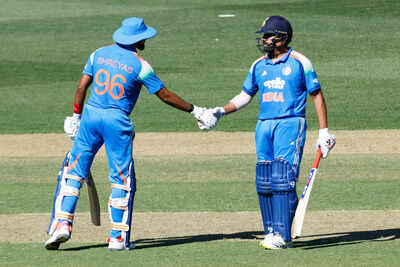 Australia vs india 2nd odi match.jpg