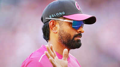 Babar azam 2201 x.jpg