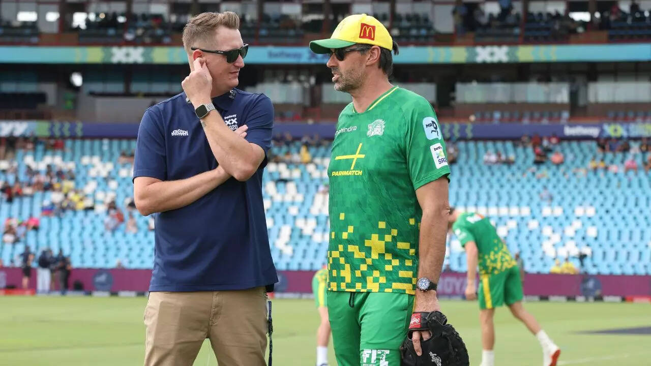 Chris morris stephen fleming.jpg