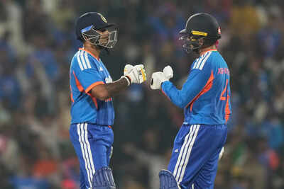 India wins t20 series opener against new zealand by 48 runs.jpg