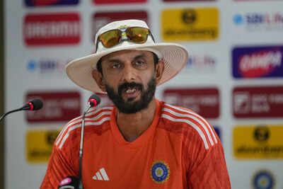 Ranchi indias batting coach vikram rathour addresses a press conference ahead .jpg