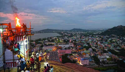 Action taken against defamers of deepam judge tn tells sc.jpg