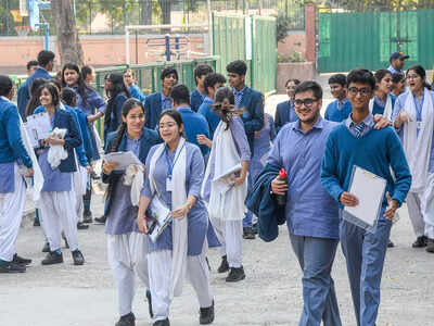 Cbse to introduce on screen marking for class 12 board exams from 2026.jpg