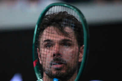 Cheers stan wawrinka bids farewell at australian open with beers and gratitude.jpg