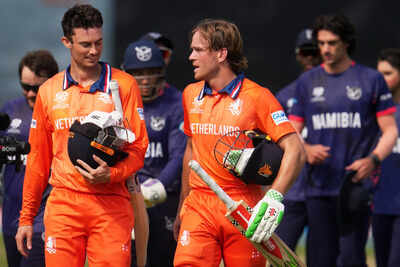 Namibia netherlands t20 wcup cricket.jpg