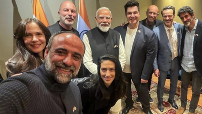 Pm modi poses for a selfie with the cast and creators of ott series fauda no undercover work only a.png