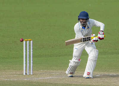 Ranji trophy bengal vs gujarat day 3.jpg