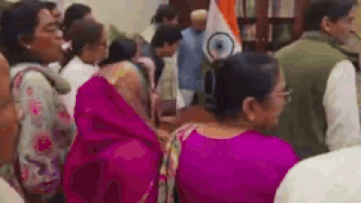 Screengrab from video shared by kiren rijiju.jpg