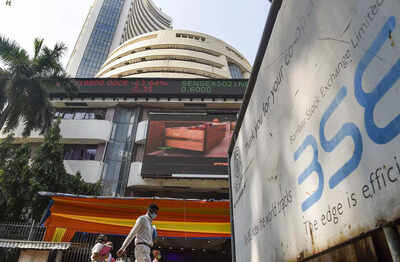 Sensex nifty50 gain ahead of fed minutes may fampo expiry.jpg