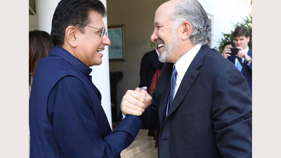 Union minister piyush goyal with us commerce secretary howard lutnick in new delhi thursday.jpg