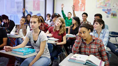 Us schools cancel class pictures after epstein rumours spark student data concerns.jpg