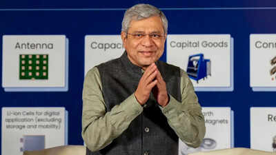 Ashwini vaishnaw at electronics manufacturing event in delhi.jpg