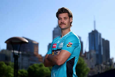 Big bash kit launch.jpg