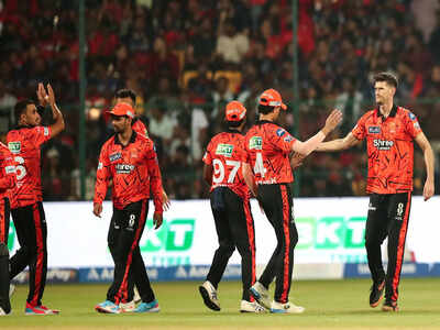 Rcb beat srh.jpg