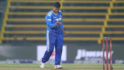 Deepti sharma bcci photo.jpg