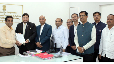 Icais wirc delegation meets maharashtra co operative commissioner seeks audit reforms ca participati.png