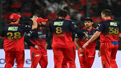 Ipl 2026 rcb39s rasikh salam dar four fer bundles out lsg for 146.jpg