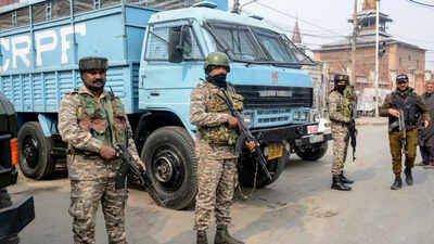 Security tightened across kashmir valley.jpg