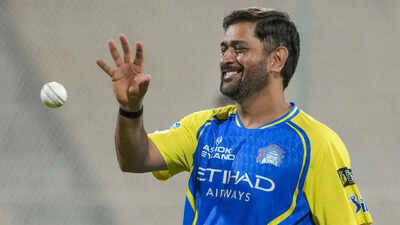 1777888131 ms dhoni.jpg