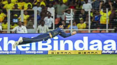 Ahmedabad may 21 ani gujarat titans39 skipper shubhman gill takes the catch o.jpg