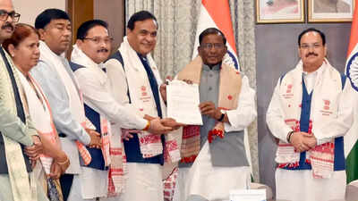 Guwahati may 10 ani bjp leader himanta biswa sarma meets assam governor laks.jpg