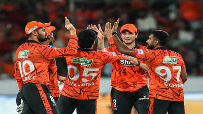 Hyderabad may 22 ani sunrisers hyderabad39s eshan malinga with his teammates.jpg