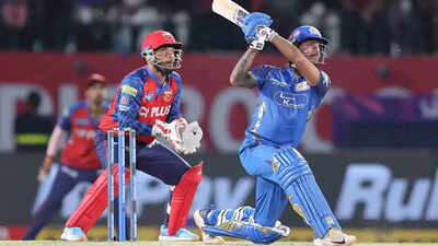 Mi beat pbks by 6 wickets.jpg