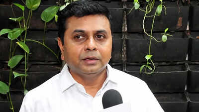 One vote two tirupatturs dmk flags postal ballot mix up after hc order.jpg