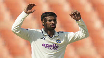 1781354658 ind vs afg test match day 2.jpg