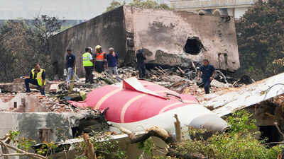 Air india39s midair emergency sparks new alarm over the safety of the boeing dreamliner.jpg