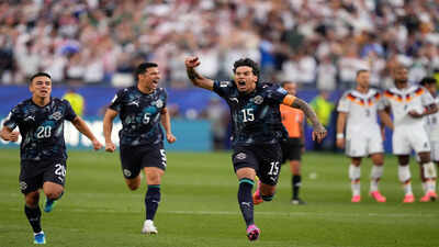 Paraguay germany wcup soccer.jpg
