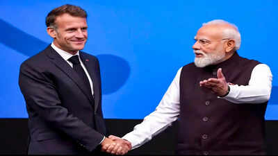 Pm modi in france.jpg