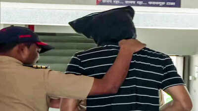 Pune maharashtra jun 30 ani accused chetan chaudhary in the ketan agarwal .jpg