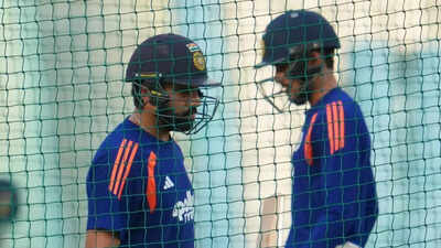 Rohit sharma and shubman gill pti photo.jpg