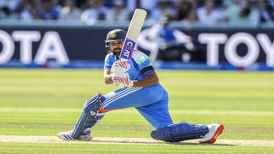 1784552138 rohit sharma.jpg