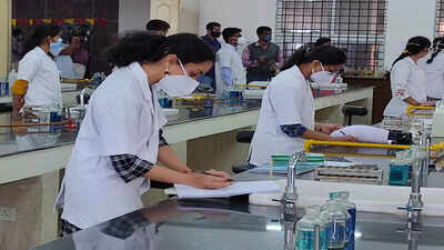 80 biometric attendance now mandatory for pg dental students.jpg