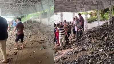 A landslide struck the vaishno devi yatra track on wednesday evening.jpg