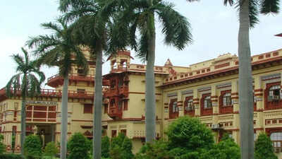 Bhu.jpg
