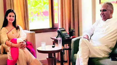 Koel mullick quits trinamool congress meets union minister bhupender yadav.jpg