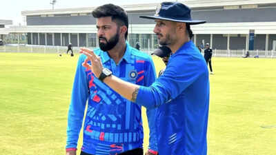 Saransh jain and harbhajan singh.jpg