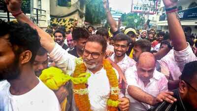 1785787680 prashant kishor.jpg